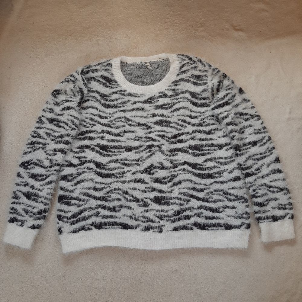 Mudd White and Black Fuzzy Zebra Crew Neck Sweater
